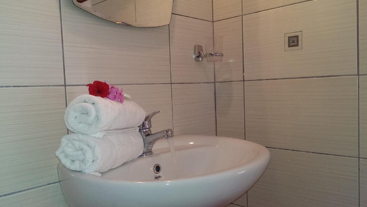 Sofia Holiday Studios Stafylos Eksteriør bilde